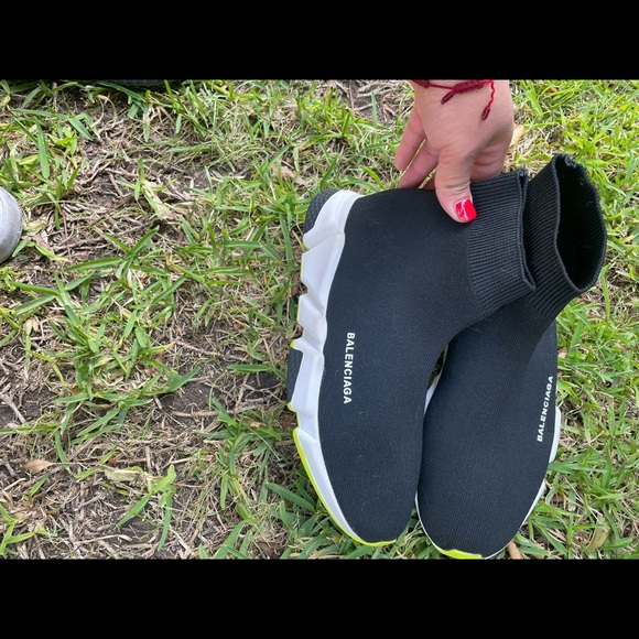 BALENCIAGA - Picture 7 of 8